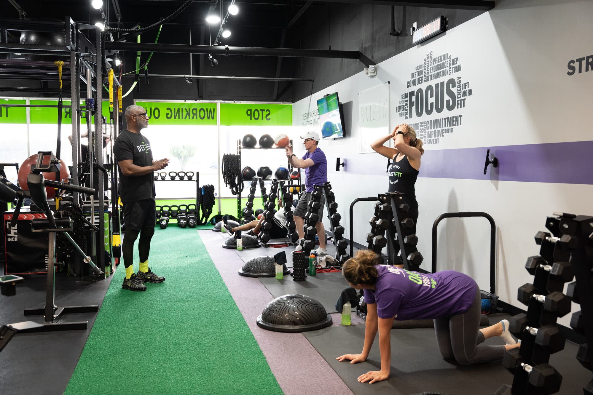 Small group training session at FAST 3.0 Training Studio in Burlington, NJ